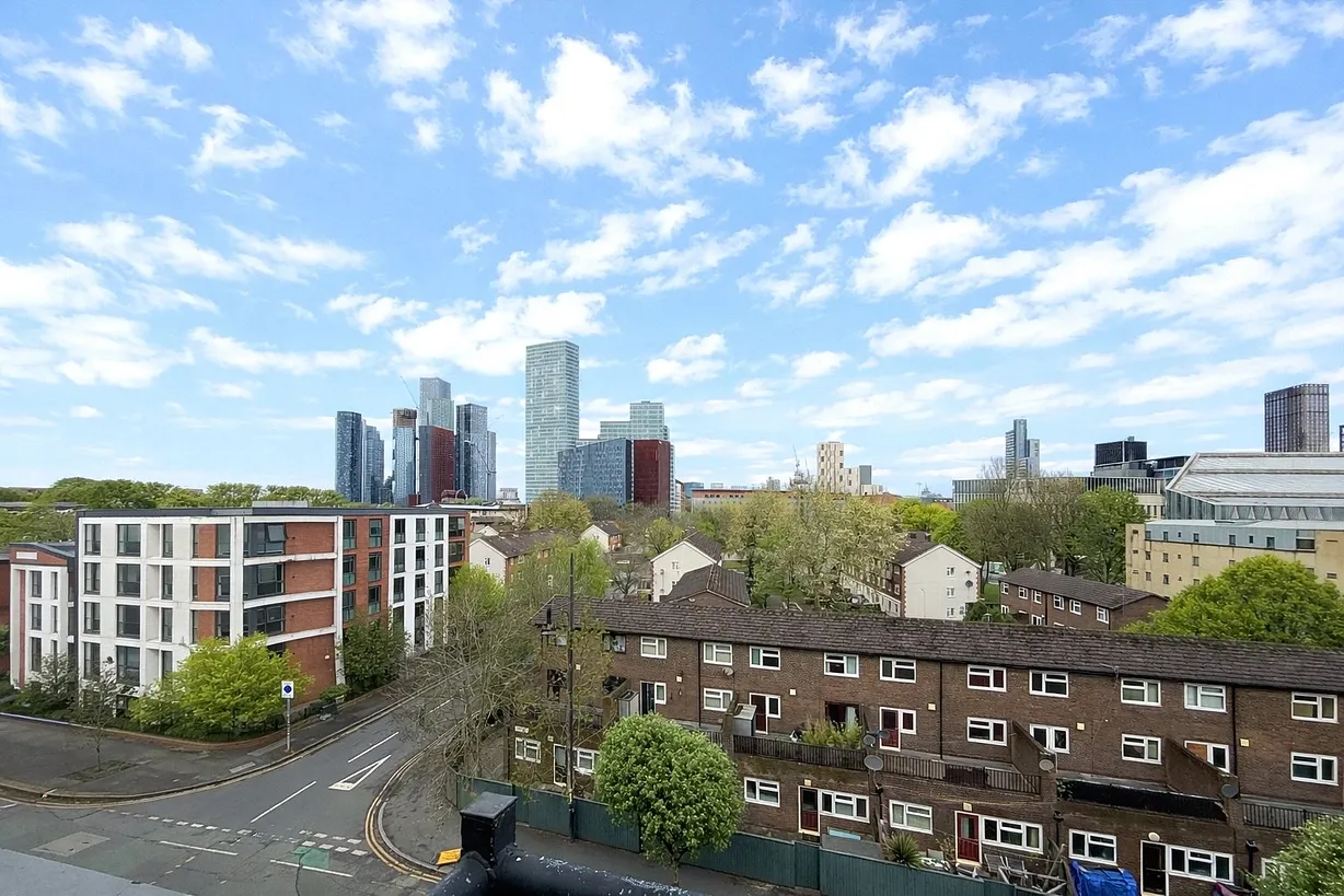 2 bedroom apartment for sale - Bentley Hurst