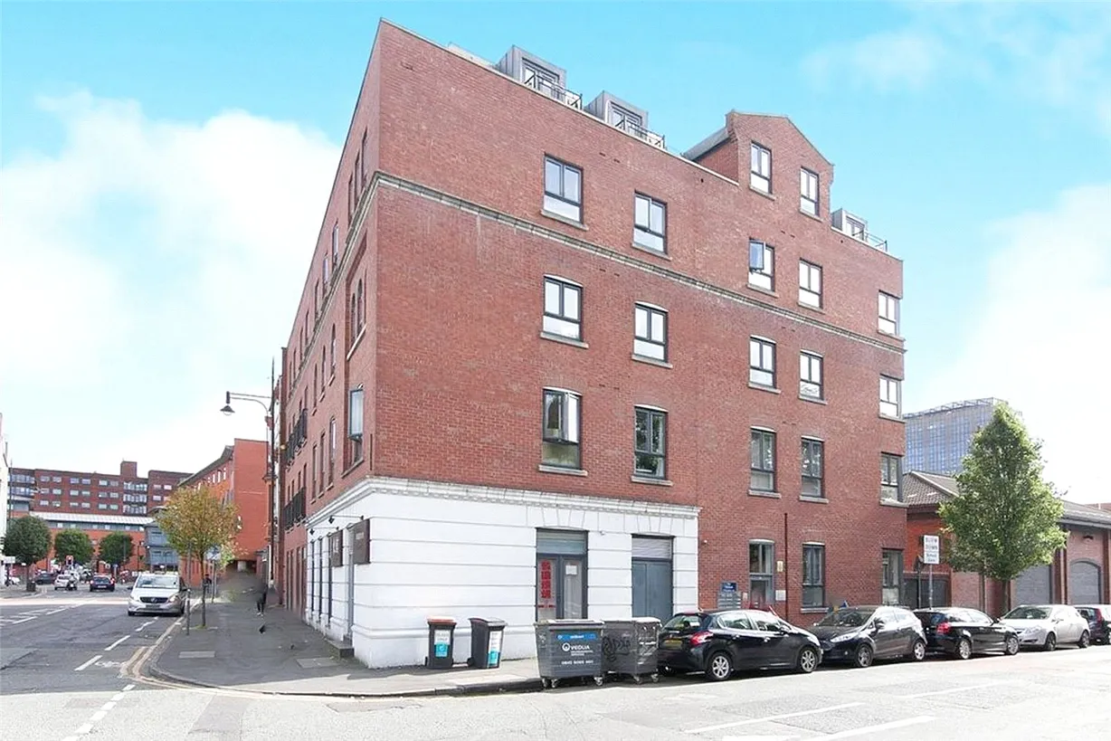 2 bedroom apartment for sale - Bentley Hurst