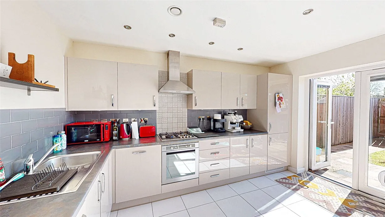 3 bedroom house for sale - Bentley Hurst
