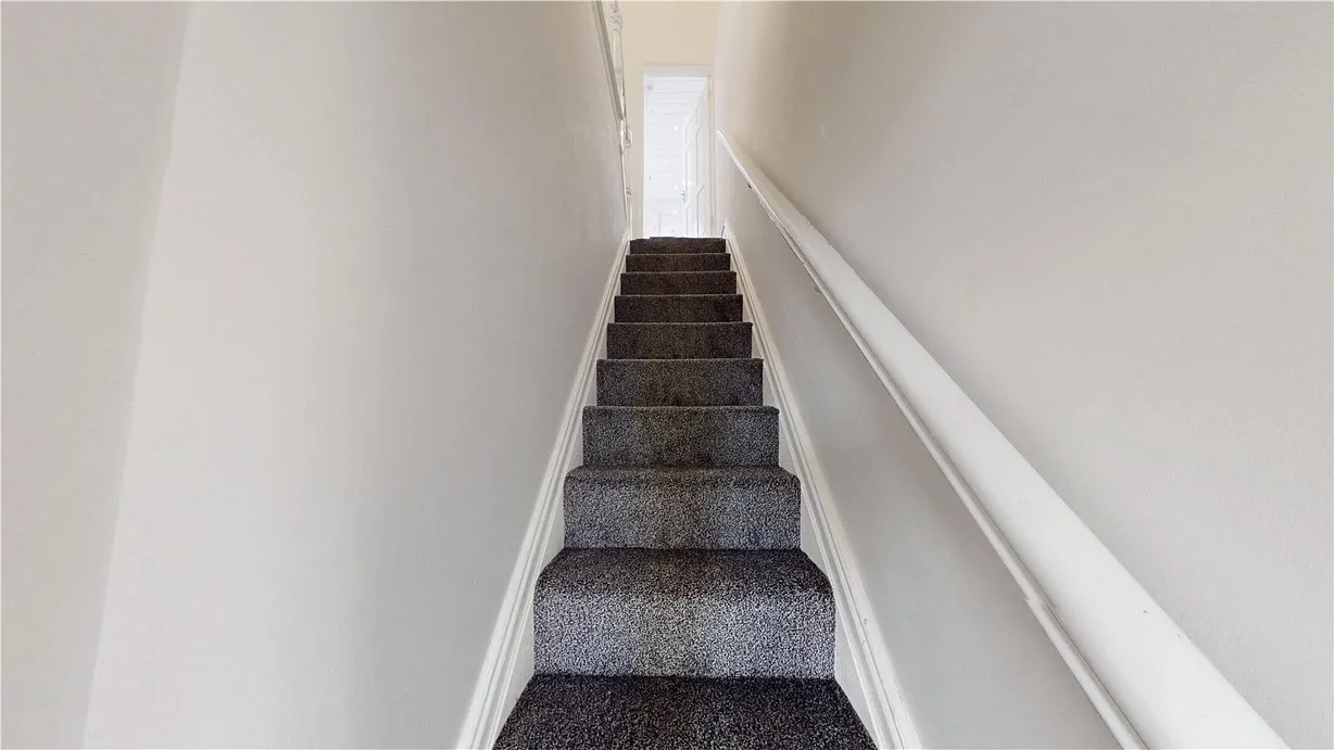 3 bedroom house for sale - Bentley Hurst