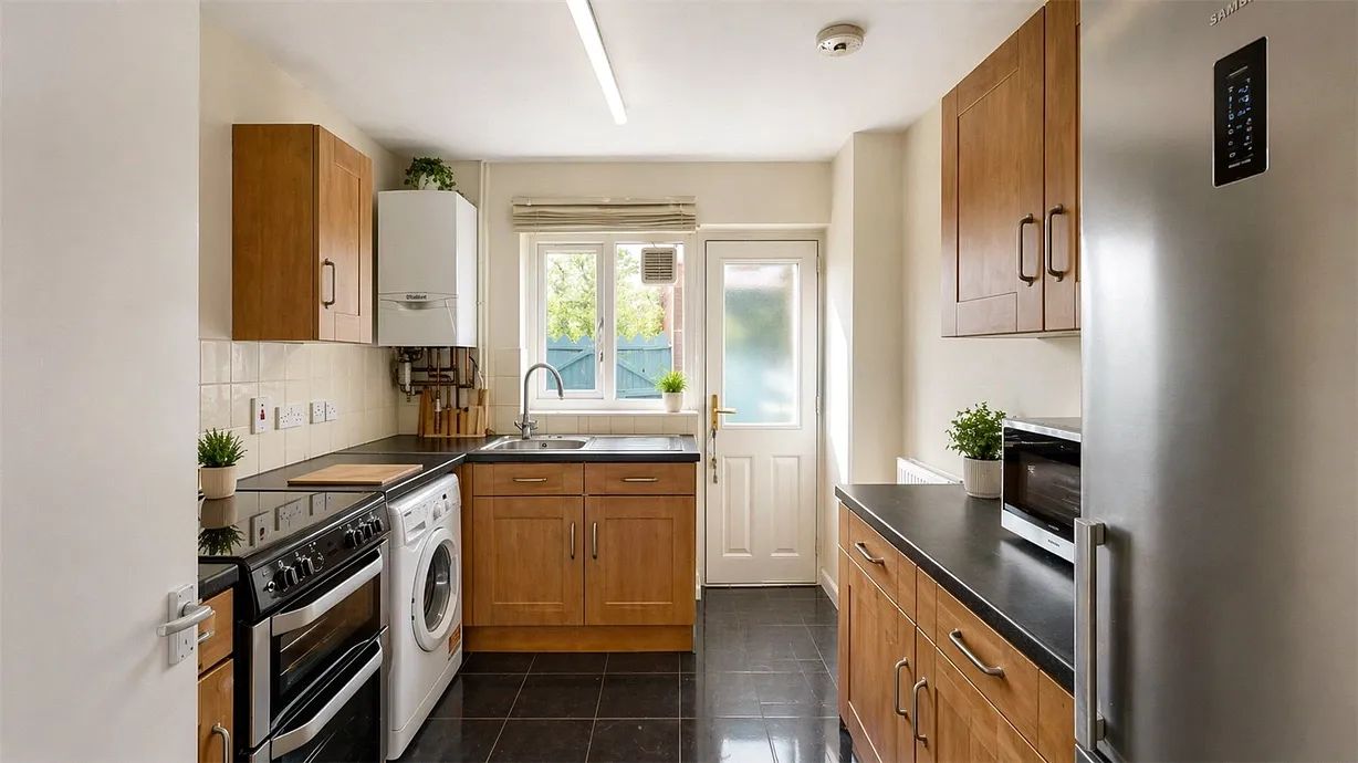 2 bedroom house to rent - Bentley Hurst