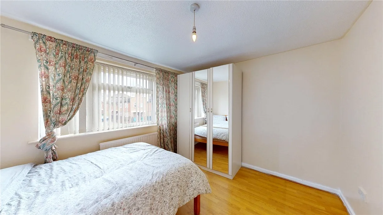 2 bedroom house to rent - Bentley Hurst