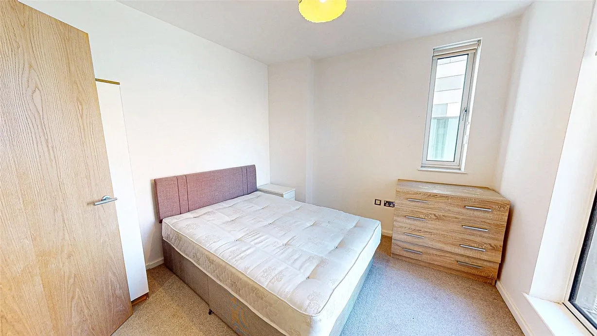 2 bedroom apartment for sale - Bentley Hurst
