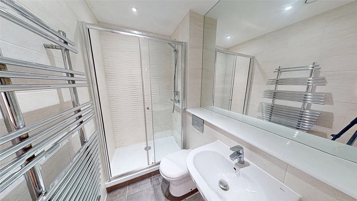 2 bedroom apartment for sale - Bentley Hurst