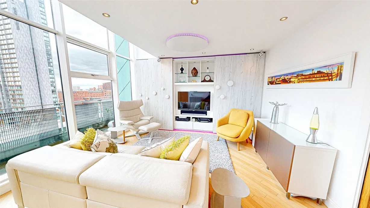 2 bedroom apartment for sale - Bentley Hurst