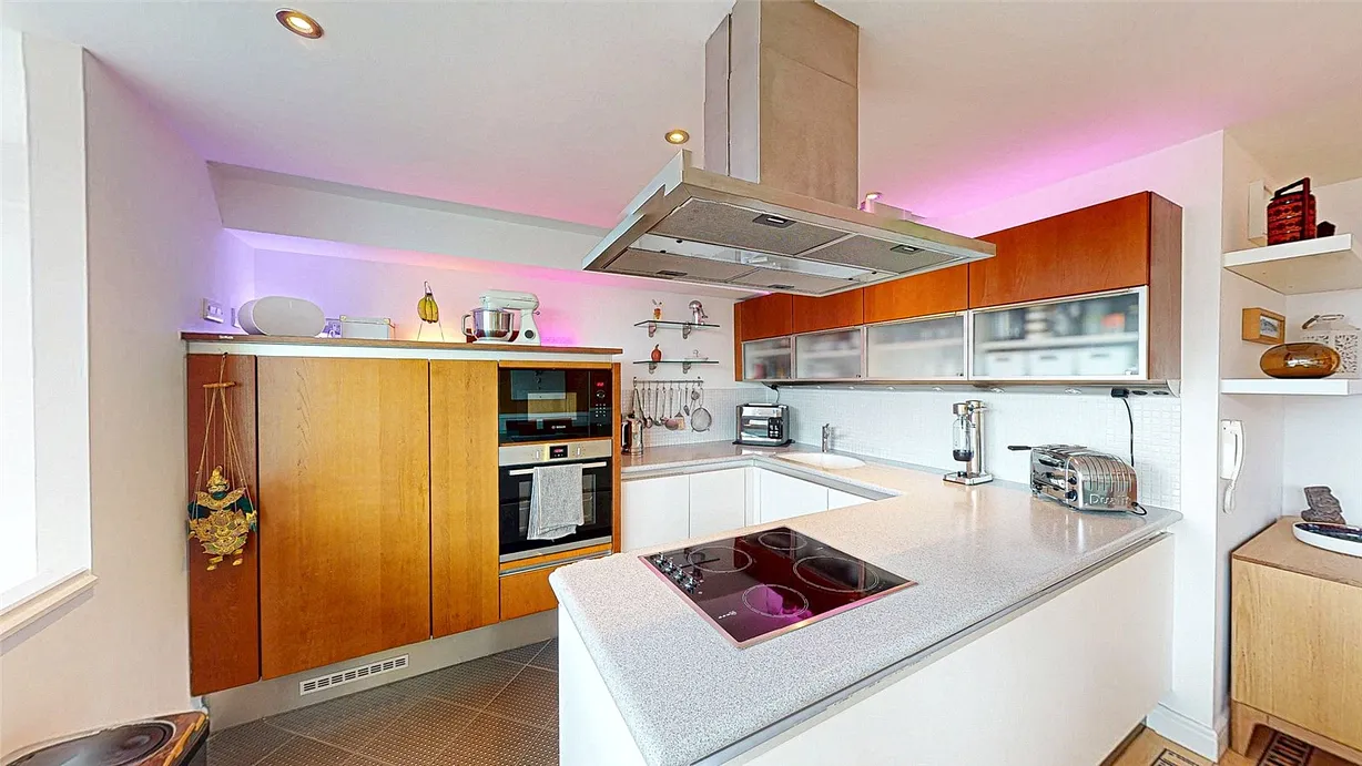 2 bedroom apartment for sale - Bentley Hurst