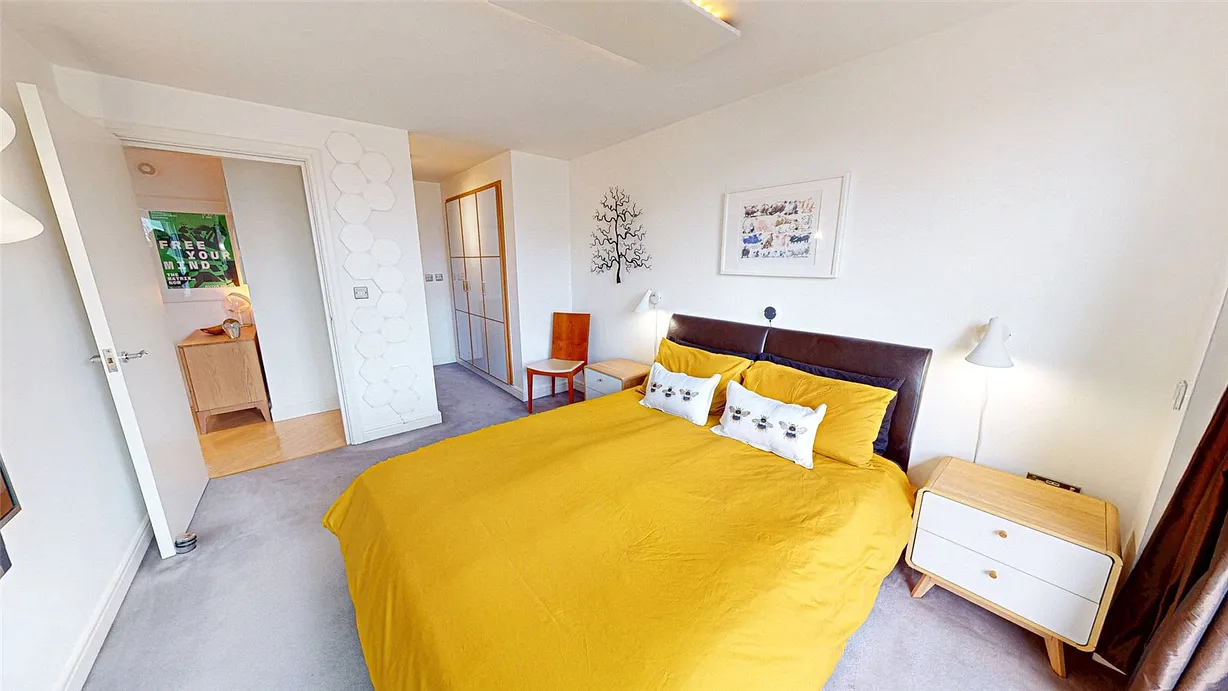 2 bedroom apartment for sale - Bentley Hurst