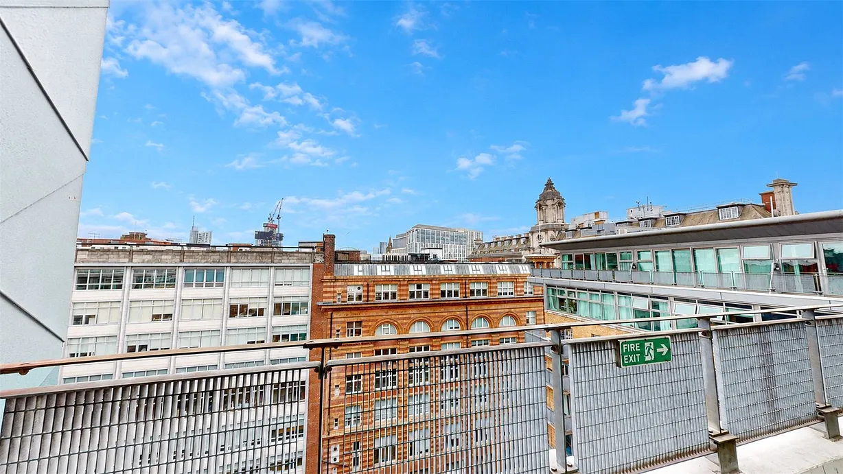 2 bedroom apartment for sale - Bentley Hurst