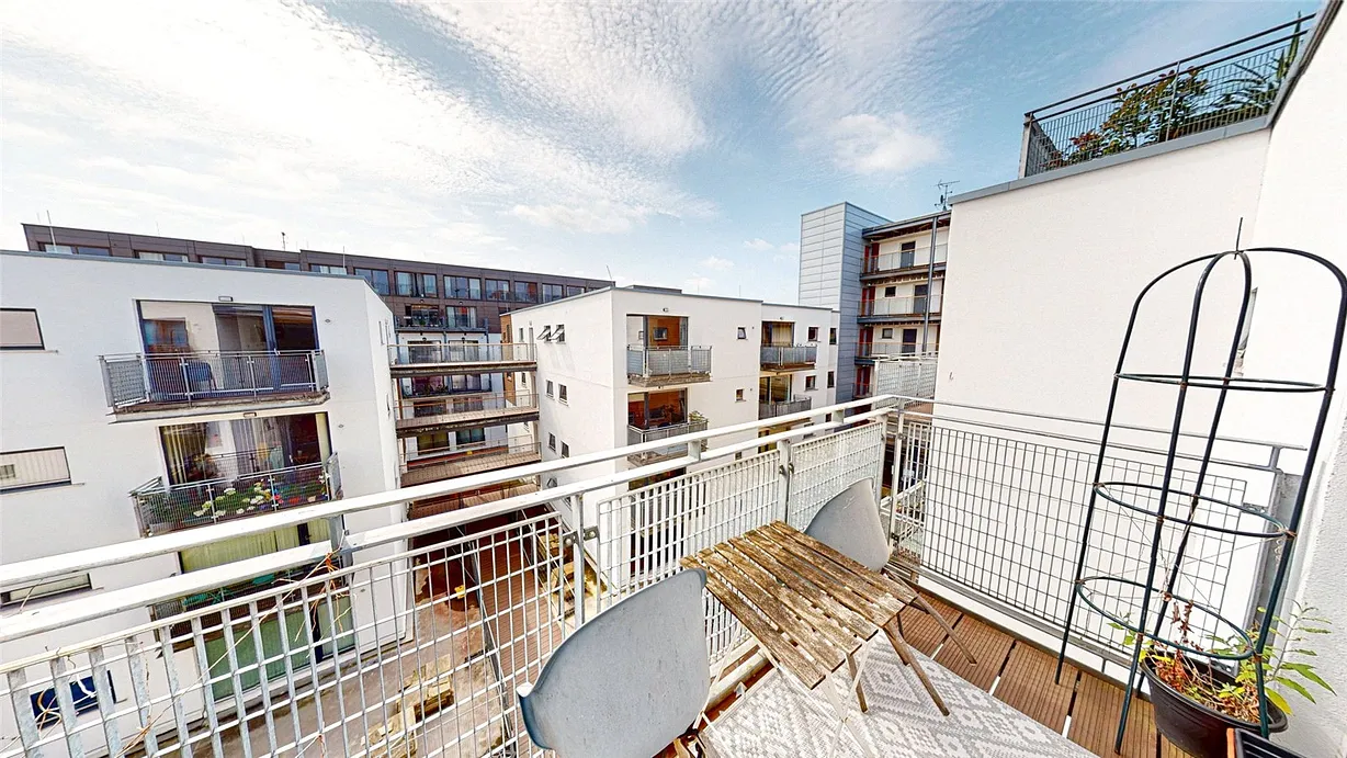 2 bedroom apartment to rent - Bentley Hurst