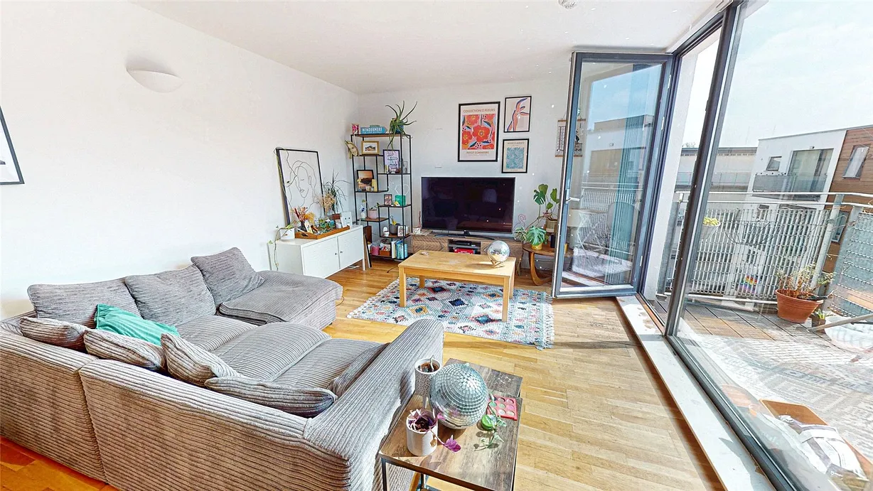 2 bedroom apartment to rent - Bentley Hurst