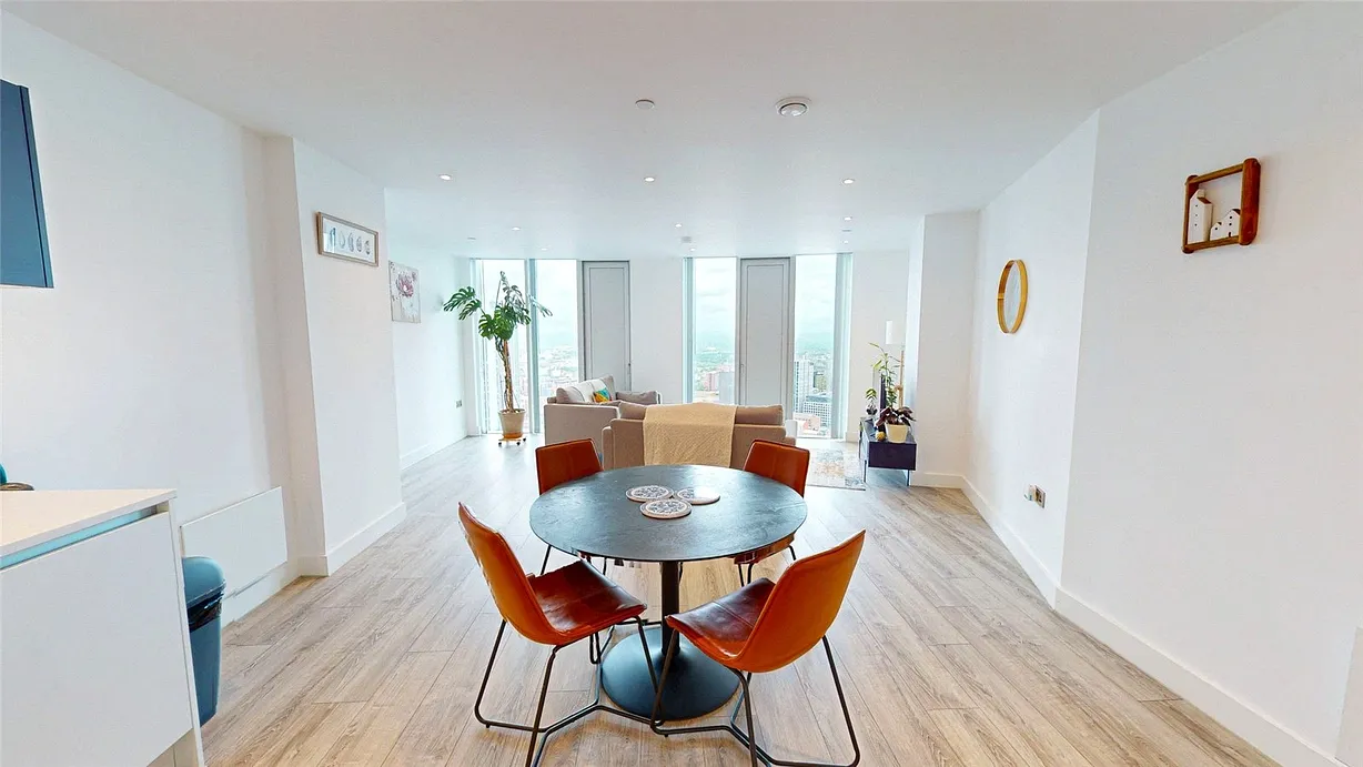 2 bedroom apartment to rent - Bentley Hurst