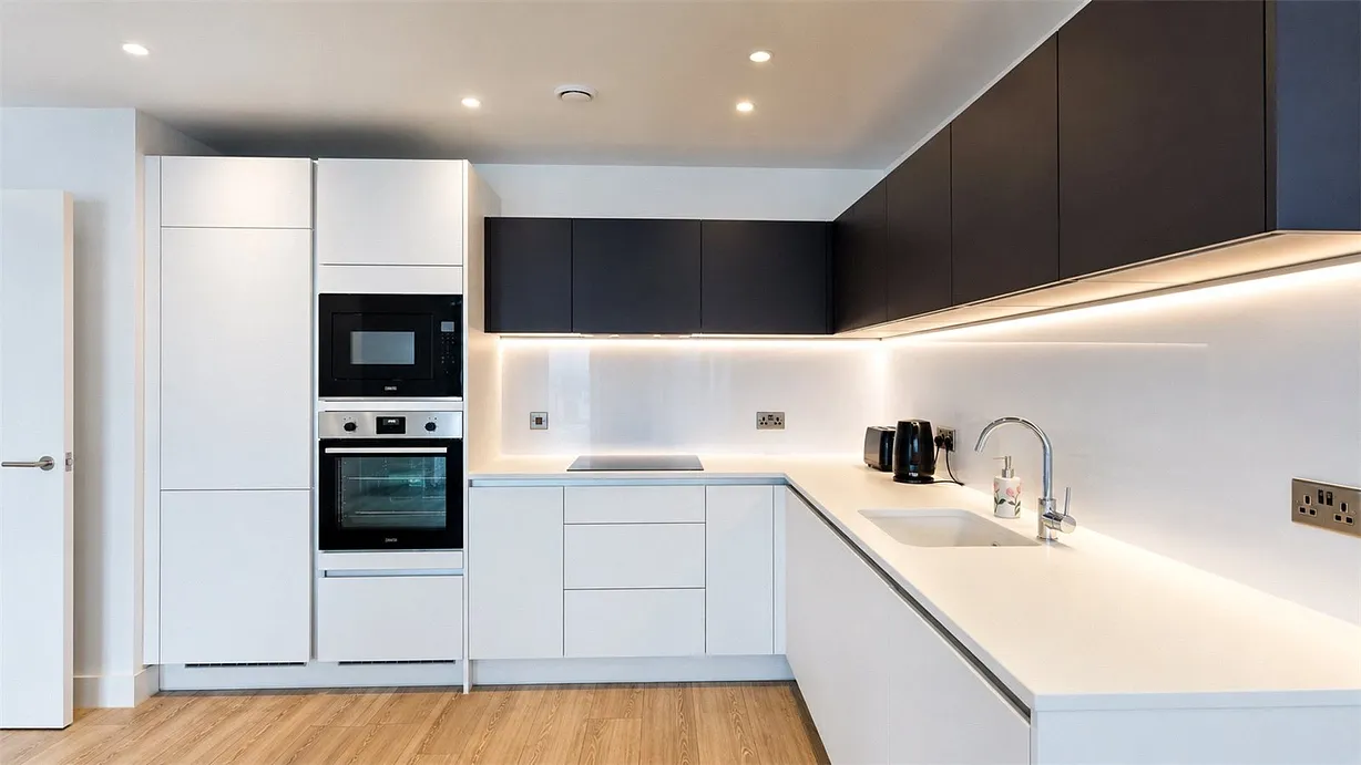 2 bedroom apartment to rent - Bentley Hurst