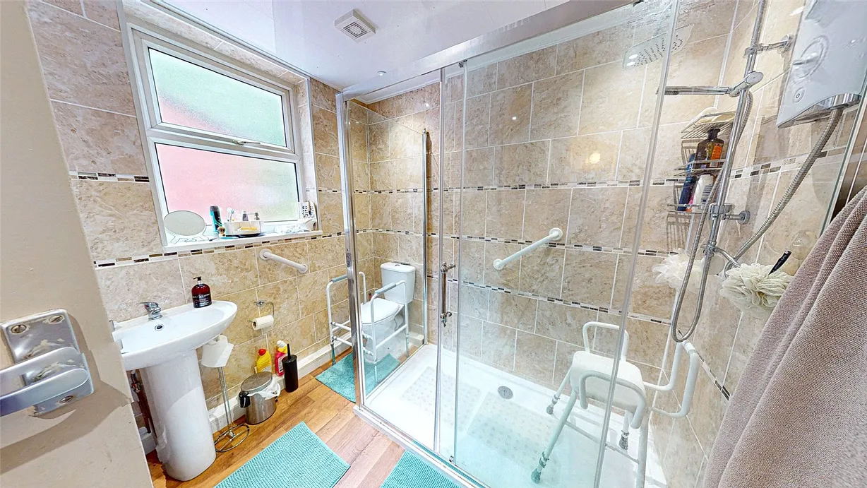 2 bedroom house for sale - Bentley Hurst