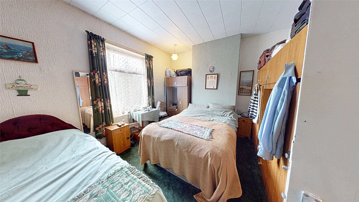 2 bedroom house for sale - Bentley Hurst
