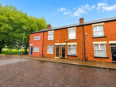 2 bedroom house for sale - Bentley Hurst