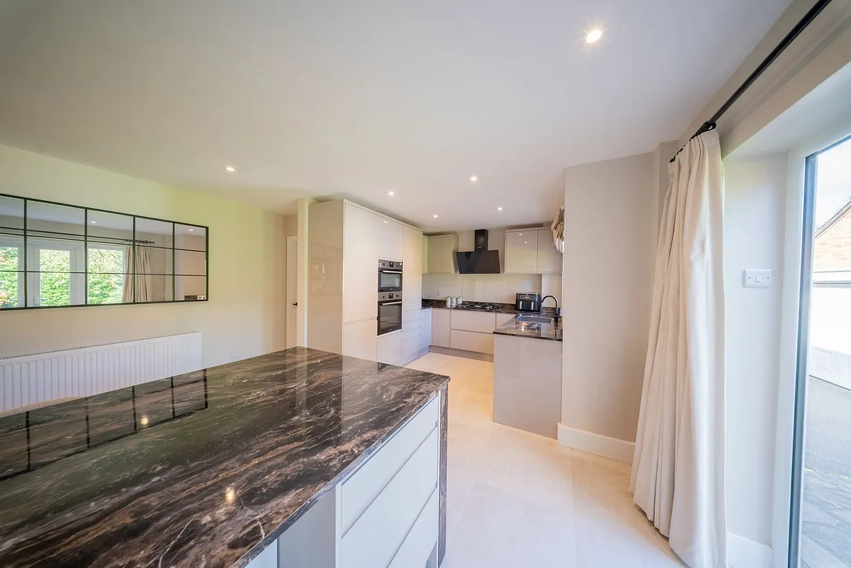5 bedroom house for sale - Bentley Hurst
