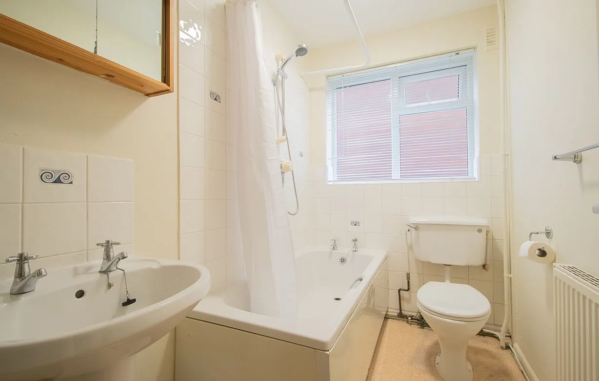 1 bedroom apartment to rent - Bentley Hurst