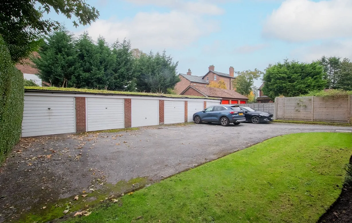 1 bedroom apartment to rent - Bentley Hurst