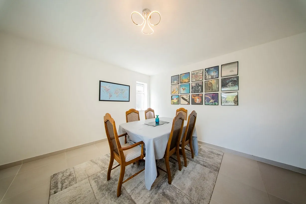 4 bedroom house for sale - Bentley Hurst