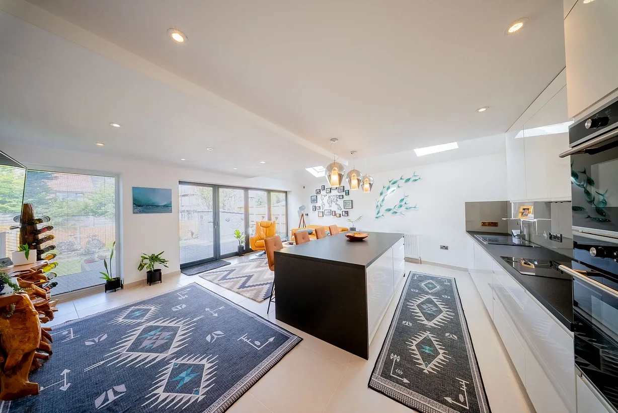 4 bedroom house for sale - Bentley Hurst