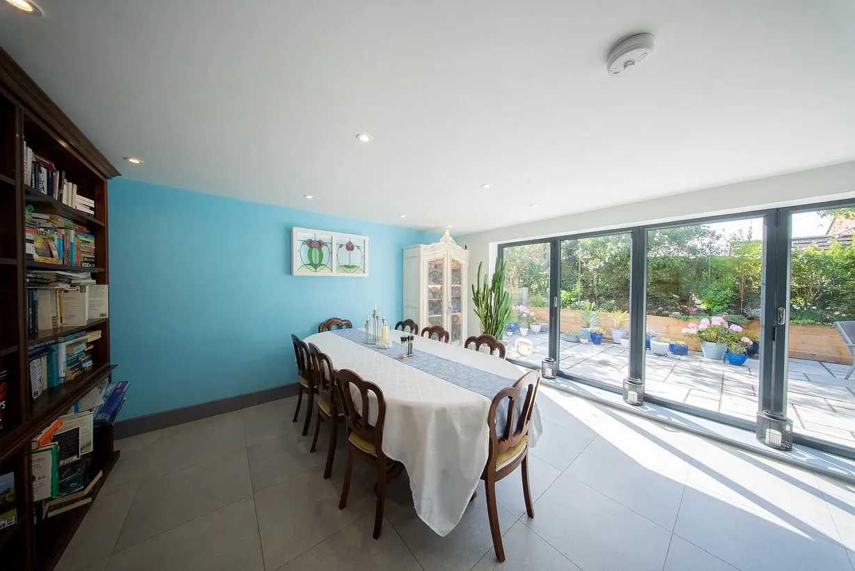 4 bedroom house for sale - Bentley Hurst