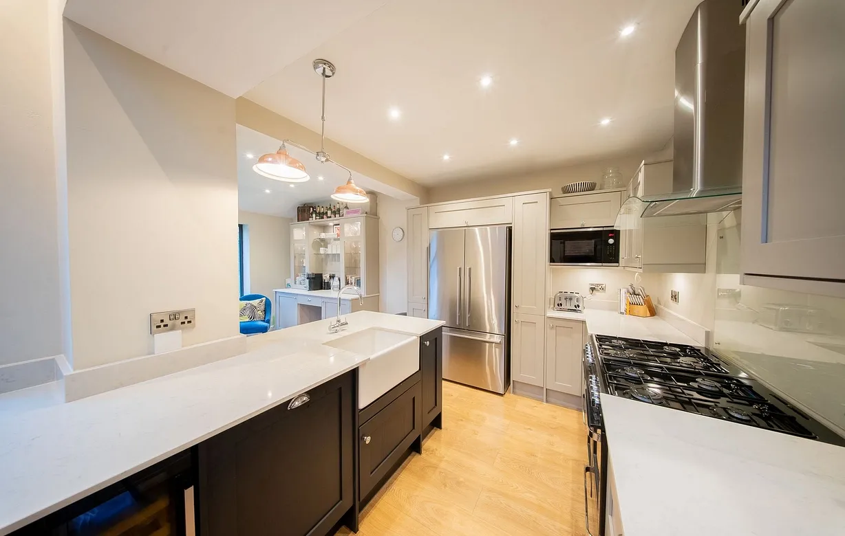 3 bedroom  - Bentley Hurst