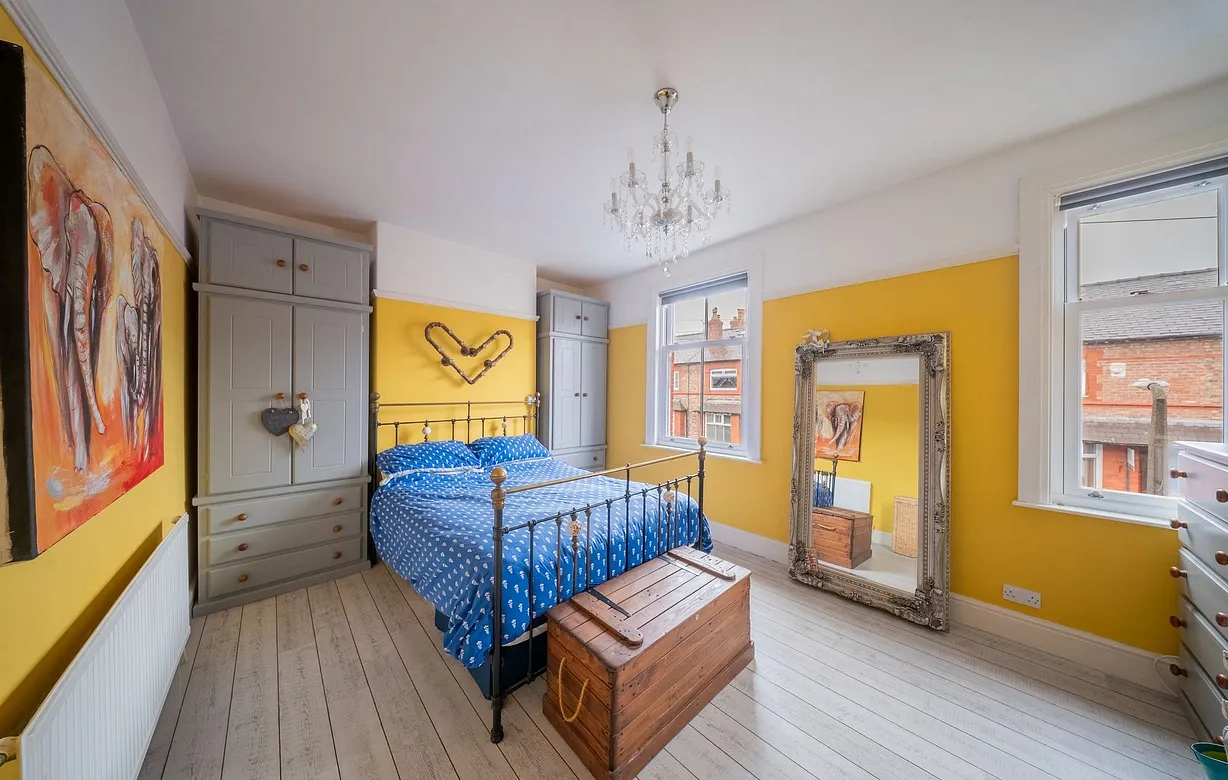 3 bedroom house for sale - Bentley Hurst