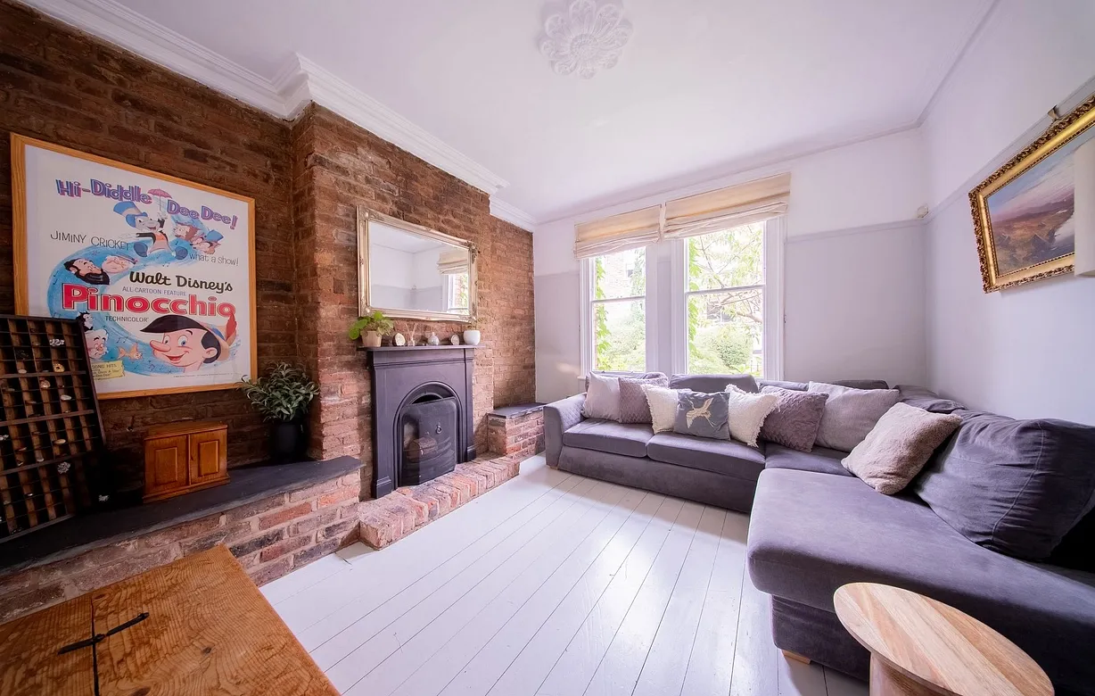 4 bedroom house for sale - Bentley Hurst