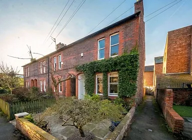 4 bedroom house for sale - Bentley Hurst