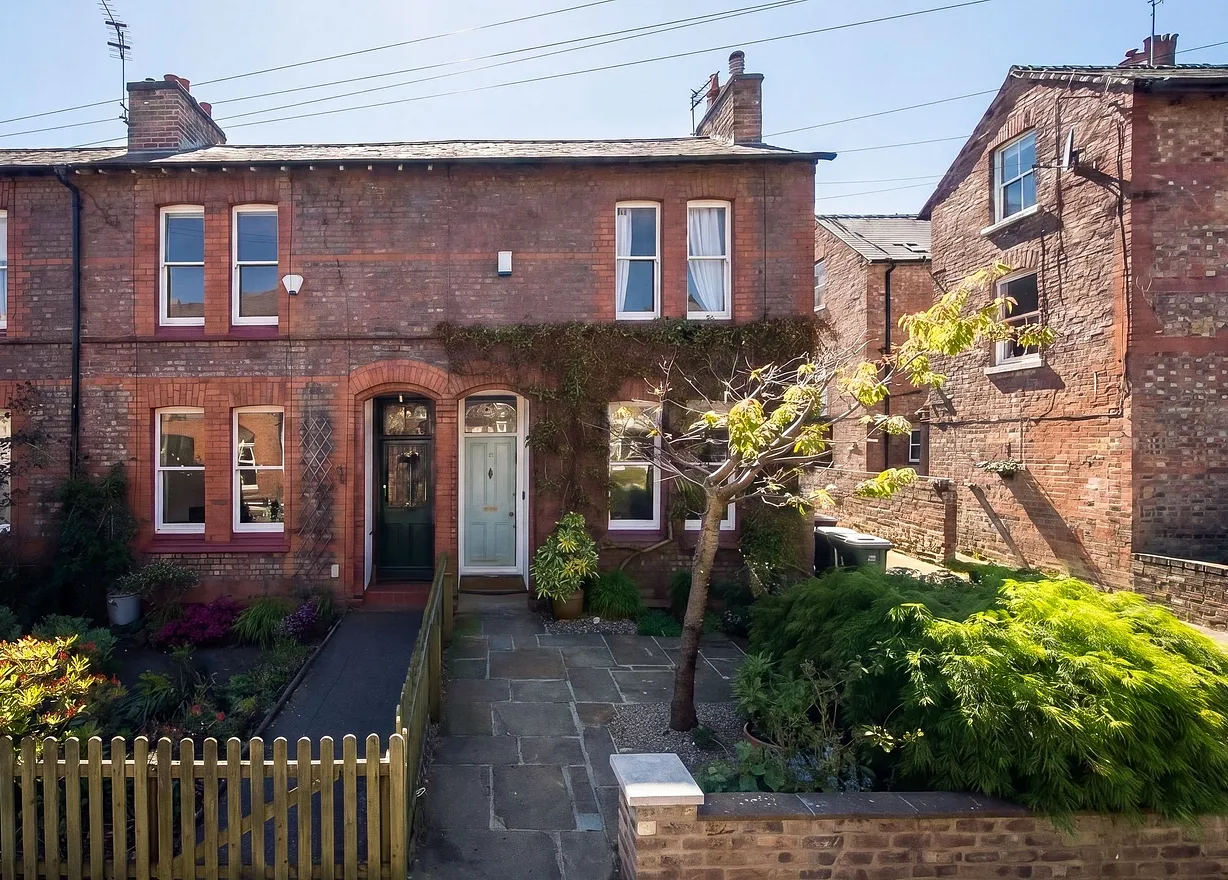 4 bedroom house for sale - Bentley Hurst