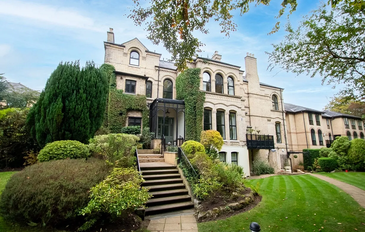 3 bedroom apartment to rent - Bentley Hurst