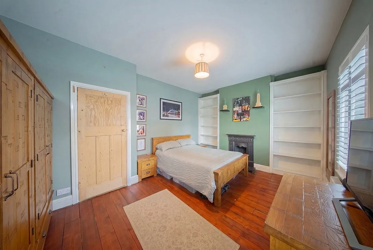 3 bedroom house for sale - Bentley Hurst