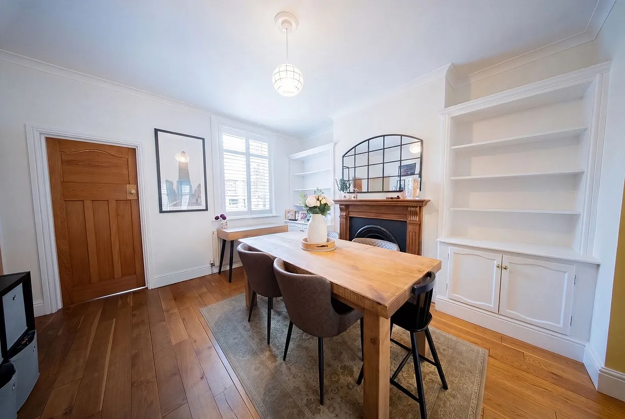3 bedroom house for sale - Bentley Hurst